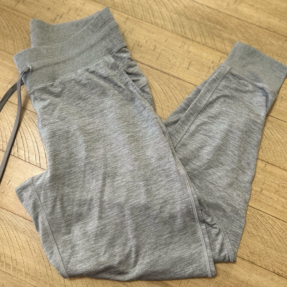 American Eagle Outfitters Heather Gray Joggers
